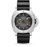 Panerai Luminor Submersible PAM01323 (2025) - Grey dial 44 mm Steel case (1/1)