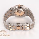 Audemars Piguet Royal Oak Selfwinding 77450SR.OO.1361SR.03 (2026) - Grey dial 34 mm Gold/Steel case (4/6)