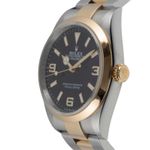 Rolex Explorer 124273 (Unknown (random serial)) - Black dial 36 mm Gold/Steel case (6/8)
