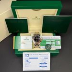 Rolex GMT-Master II 126711CHNR (2019) - Black dial 40 mm Gold/Steel case (3/8)