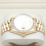 Rolex Day-Date 36 18038 (1979) - Champagne wijzerplaat 36mm Geelgoud (4/6)