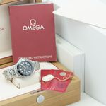 Omega Seamaster Diver 300 M 210.30.42.20.01.001 (2025) - Black dial 42 mm Steel case (2/8)