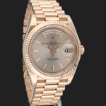 Rolex Day-Date 40 228235 (2016) - 40 mm Rose Gold case (3/6)