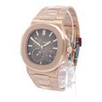 Patek Philippe Nautilus 5712/1R-001 (2023) - Bruin wijzerplaat 40mm Roségoud (2/7)