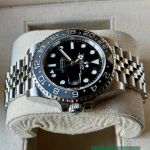 Rolex GMT-Master II 126710GRNR (2024) - 40mm Staal (4/7)