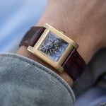 Cartier Tank WHTA0021 (2024) - Transparent dial 35 mm Yellow Gold case (2/3)