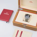 Omega Seamaster Planet Ocean Chronograph 215.30.46.51.01.001 (Onbekend (willekeurig serienummer)) - Zwart wijzerplaat 46mm Staal (2/5)