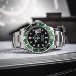 Rolex Submariner Date 16610LV (2009) - Zwart wijzerplaat 40mm Staal (1/8)