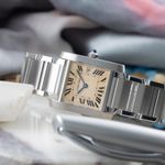 Cartier Tank Française W51011Q3 (Onbekend (willekeurig serienummer)) - Zilver wijzerplaat 25mm Staal (2/8)