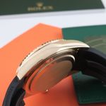 Rolex Sky-Dweller 326238 (2021) - 42 mm Yellow Gold case (5/8)