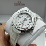 Omega Seamaster Planet Ocean 522.33.40.20.04.001 (2023) - White dial 40 mm Steel case (3/8)