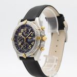 Breitling Chronomat B13350 (2002) - Black dial 40 mm Gold/Steel case (3/8)