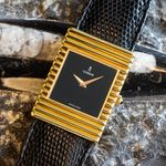 Corum Vintage 57342 (1970) - Zwart wijzerplaat 24mm Geelgoud (1/5)