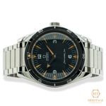 Omega Seamaster 300 234.10.39.20.01.001 (Unknown (random serial)) - Black dial 39 mm Steel case (3/8)