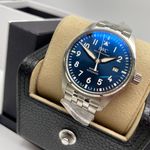 IWC Pilot Mark IW328204 (2023) - Blauw wijzerplaat 40mm Staal (3/8)