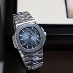 Patek Philippe Nautilus 5711/1A-010 (2019) - Blue dial 38 mm Steel case (5/5)