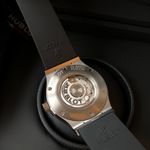 Hublot Classic Fusion 511.NX.1171.RX (2022) - Black dial 45 mm Titanium case (6/7)