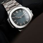 Patek Philippe Nautilus 5800/1A-001 (2007) - Blue dial 38 mm Steel case (8/8)