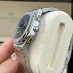 Patek Philippe Nautilus 5990/1A-011 - (10/10)