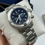 Breitling Avenger A13385101B1A1 (2024) - Zwart wijzerplaat 43mm Staal (4/8)