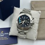 Breitling Avenger A13385101B1A1 (2024) - Zwart wijzerplaat 43mm Staal (2/8)