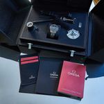 Omega Speedmaster 311.30.40.30.01.001 (2024) - Black dial 42 mm Steel case (8/8)