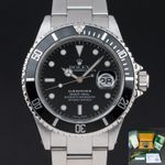 Rolex Submariner Date 16610 (2002) - Black dial 40 mm Steel case (1/8)