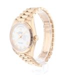 Rolex Day-Date 36 128235 (2021) - 36 mm Rose Gold case (2/6)