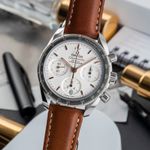 Omega Speedmaster 324.32.38.50.02.001 (Onbekend (willekeurig serienummer)) - Zilver wijzerplaat 38mm Staal (3/8)