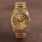 Rolex Day-Date 36 18238 (1991) - Champagne dial 36 mm Yellow Gold case (4/8)