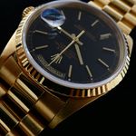 Rolex Day-Date 36 18238 (1999) - Black dial 36 mm Yellow Gold case (6/10)