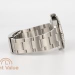 Rolex Submariner No Date 124060LN - (3/6)