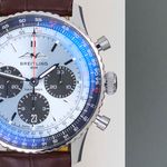 Breitling Navitimer 1 B01 Chronograph AB0138 (2025) - Zwart wijzerplaat 43mm Staal (5/8)