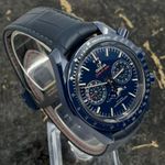 Omega Speedmaster Moonphase 304.93.44.52.03.001 (2026) - Blauw wijzerplaat 44mm Keramiek (5/8)