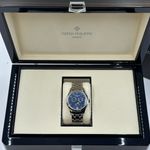 Patek Philippe Annual Calendar 4947/1A-001 (2024) - Blauw wijzerplaat 38mm Staal (4/8)