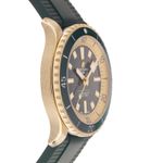 Breitling Superocean 42 N17375201L1S1 (2023) - Groen wijzerplaat 42mm Brons (5/7)