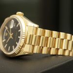 Rolex Day-Date 36 18238 (1994) - Black dial 36 mm Yellow Gold case (4/7)