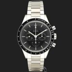 Omega Speedmaster Professional Moonwatch 311.30.40.30.01.001 (2022) - Black dial 40 mm Steel case (3/8)