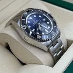 Rolex Sea-Dweller Deepsea 136660 (2023) - Blauw wijzerplaat 44mm Staal (7/8)