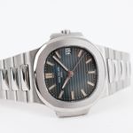 Patek Philippe Nautilus 5800/1A-001 (2007) - Blue dial 38 mm Steel case (2/8)