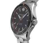 Baume & Mercier Clifton M0A10340 (Onbekend (willekeurig serienummer)) - Zwart wijzerplaat 42mm Staal (6/8)