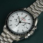 Omega Speedmaster Professional Moonwatch 310.30.42.50.04.001 (2026) - White dial 42 mm Steel case (2/8)