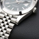 Rolex Datejust 41 126300 (2023) - Groen wijzerplaat 41mm Staal (3/8)