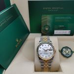 Rolex Datejust 36 126233 (2022) - Pearl dial 36 mm Gold/Steel case (3/8)