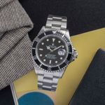 Rolex Submariner Date 16610 (1991) - Black dial 40 mm Steel case (1/8)