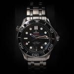 Omega Seamaster Diver 300 M 210.30.42.20.01.001 (2024) - Zwart wijzerplaat 42mm Staal (1/3)