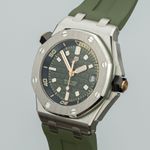 Audemars Piguet Royal Oak Offshore Diver 15720ST.OO.A052CA.01 (2022) - 42mm Staal (5/5)