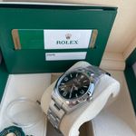 Rolex Explorer 214270 (2019) - Black dial 39 mm Steel case (2/6)