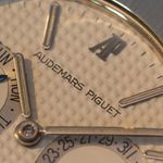 Audemars Piguet Royal Oak Day-Date 25572ST (1993) - White dial 36 mm Steel case (8/8)