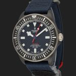 Tudor Pelagos 25707KN (2023) - Blauw wijzerplaat 42mm Carbon (1/7)